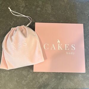 NIB CAKES Body CAKES Covers, Plus Honey, New, DDD +